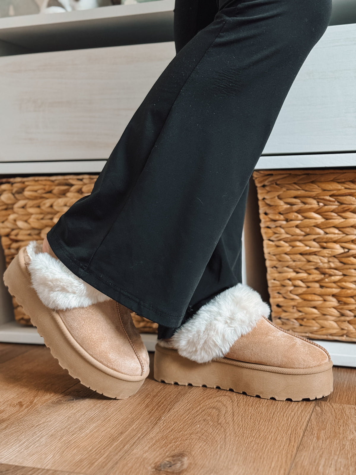 SLIPPERS