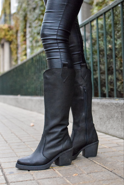 AURORA BOOTS