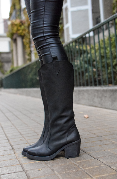 AURORA BOOTS